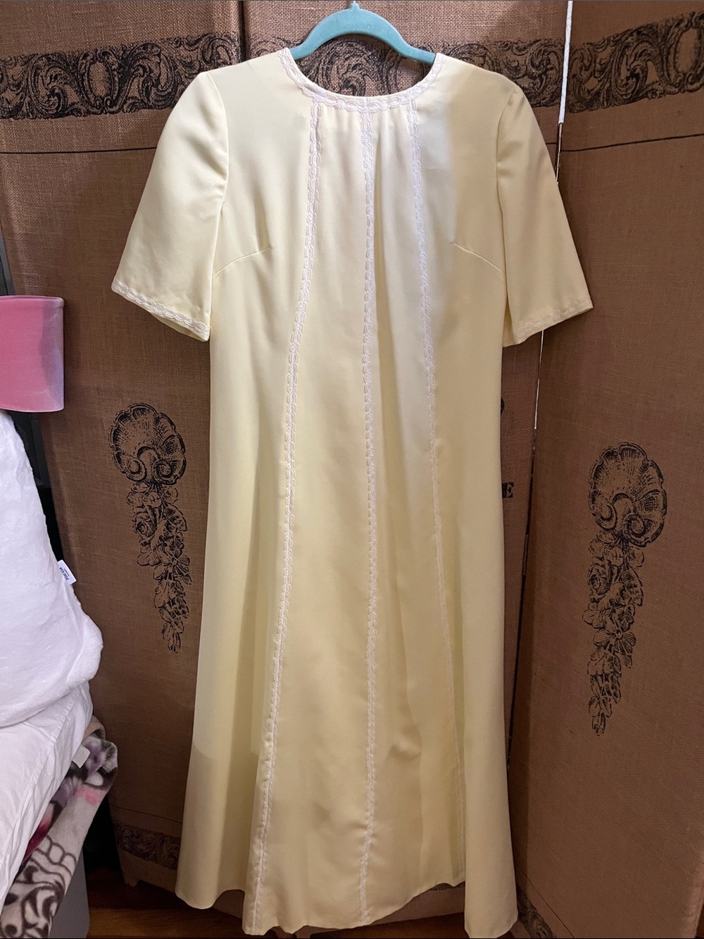 Vtg Yellow Gown with Lace Trim